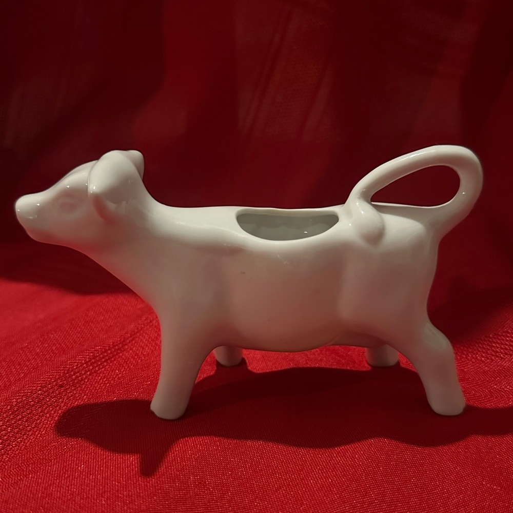 Vintage White Ceramic Cow Creamer